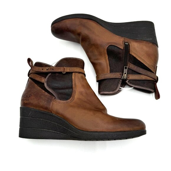 UGG EMALIE STOUT WATERPROOF LEATHER ANKLE WEDGE BOOT US 10 / EU 41 / UK 8.5 - Picture 6 of 13